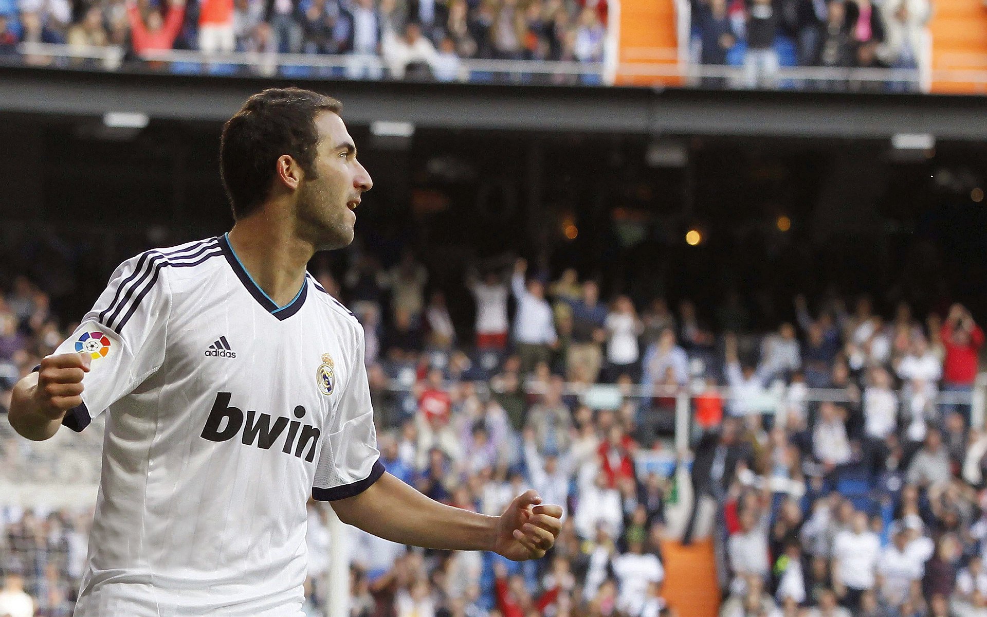 今夜足总杯焦点战！休斯顿火箭迎战俄克拉荷马城雷霆，爆冷或上演